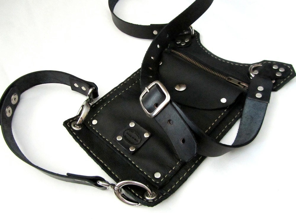 Road Warrior Unisex Black Leather Travel Bag Hip or Shoulder