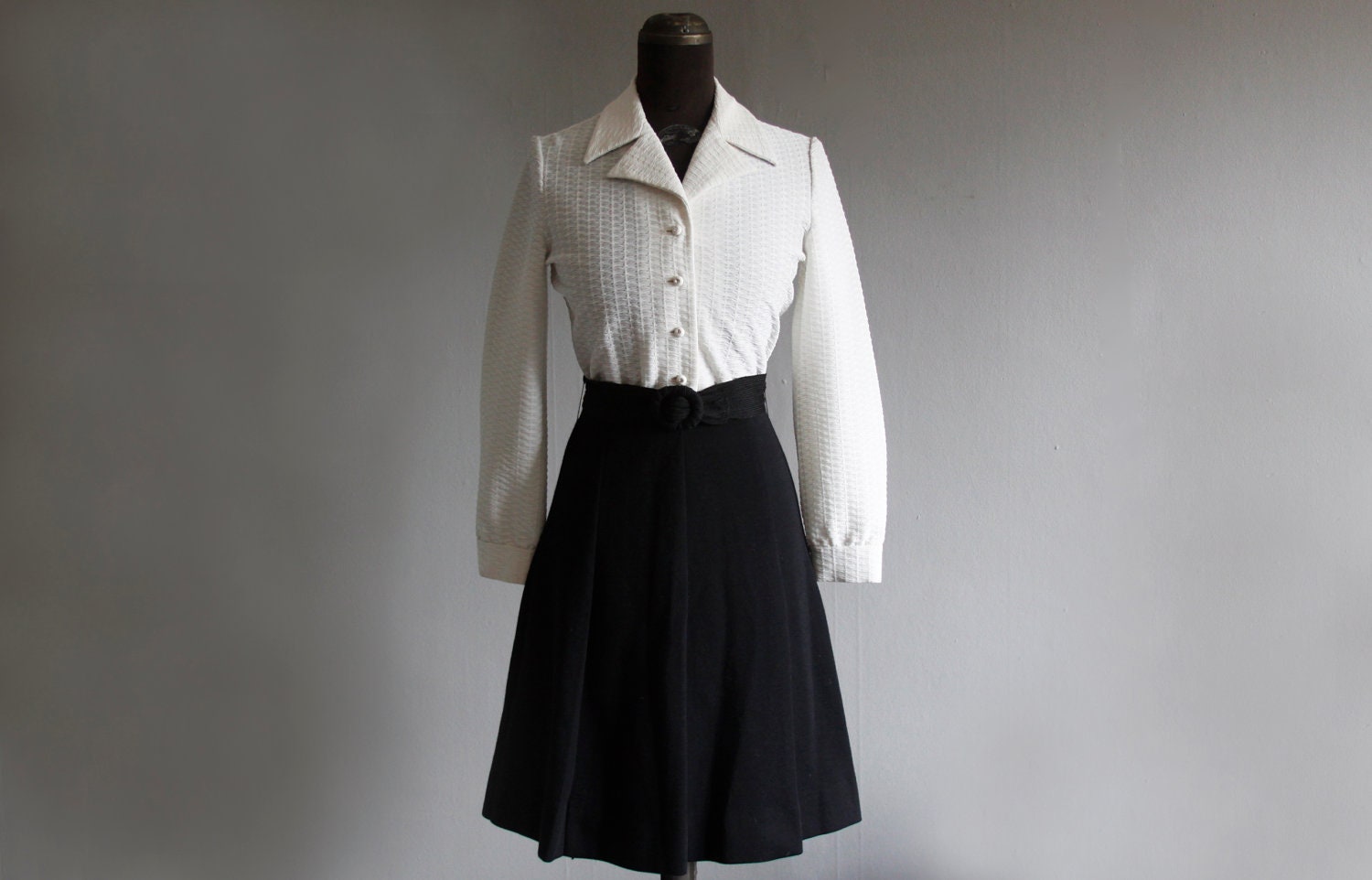 black and white shirt dress