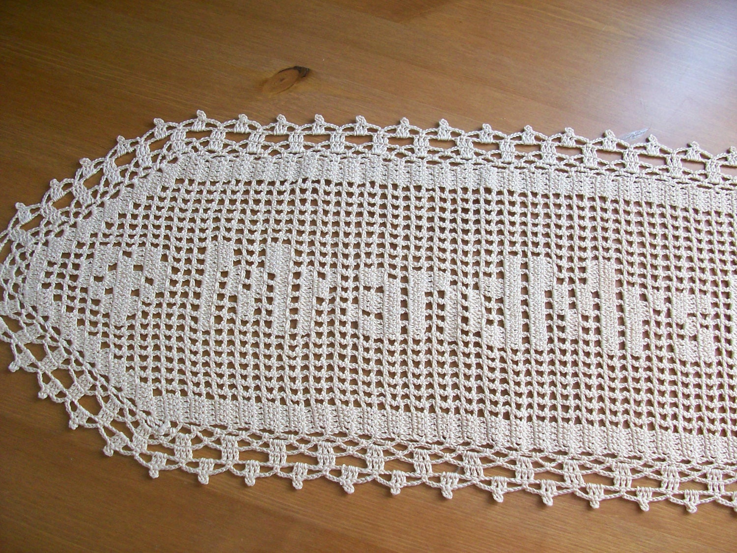 Crocheted Name Doilly.personalized doily, gift baby shower, personalized crochet, gift for family,wedding gift