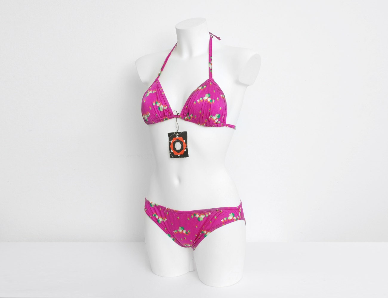 On Sale NOS Vintage bikini Size S Hot pink floral 70s