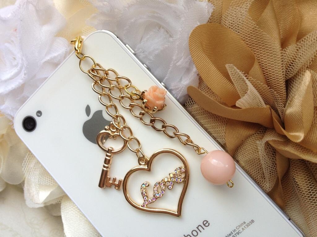 iphone 4 charms