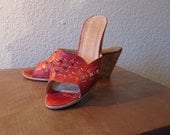 Vintage 70s Rust Red Leather Mules. Cork Heel.  Size 8.