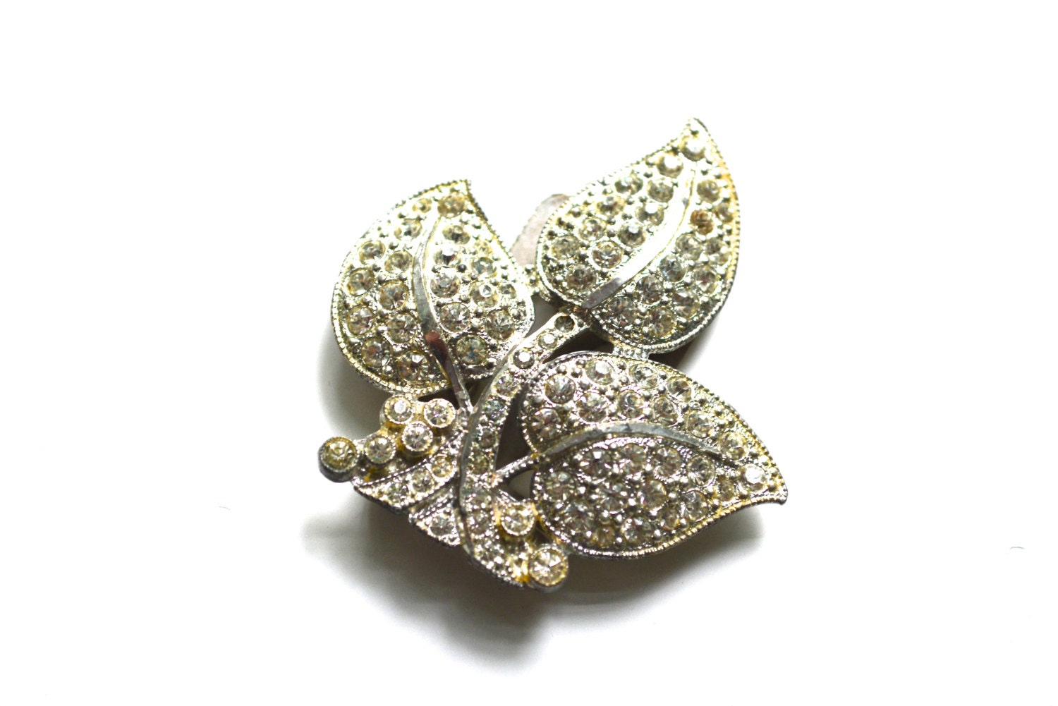 Art Deco Dress Clip/1937 Trifari style/ 1920's-30's Paste Stone Pot Metal Clip, Flapper, Leaf