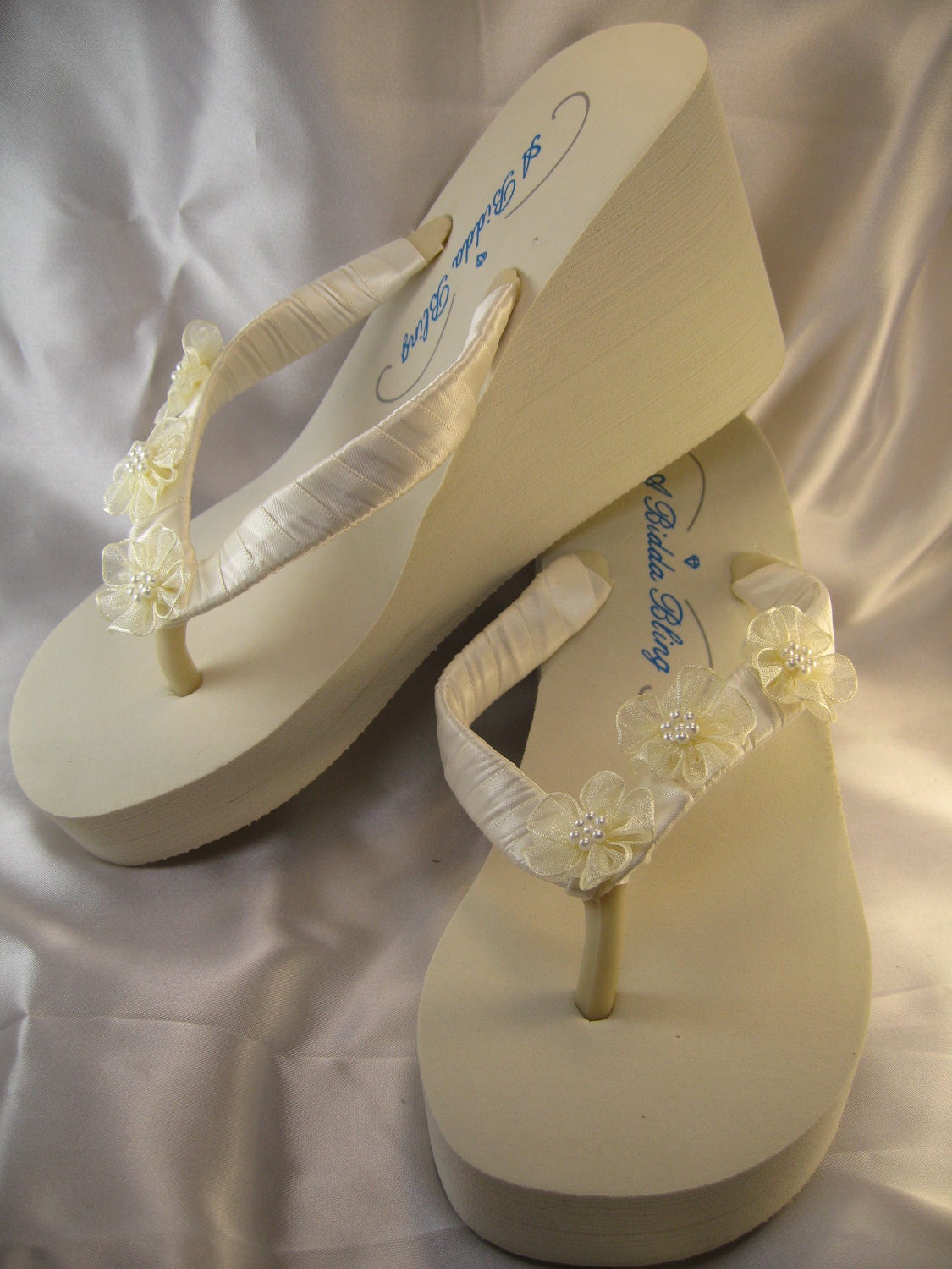 Ivory Wedge Flip Flops with Flowers Ivory flat Flip Flops Bridal Wedge Ivory Flip Flops Sandals with Ivory Organza Flowers