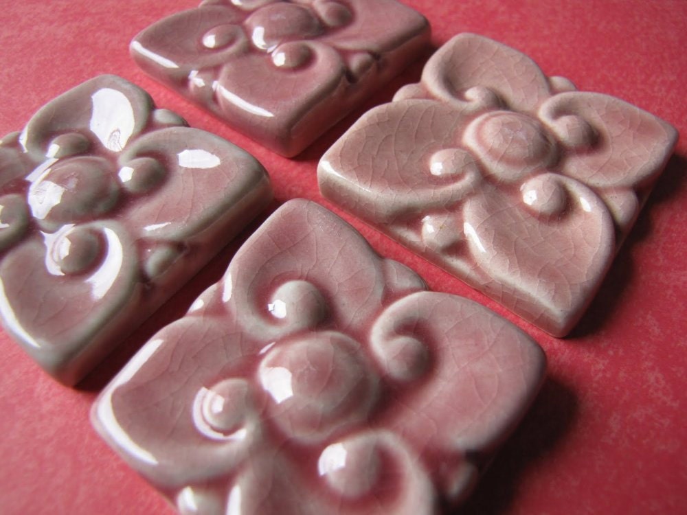 Kuping Guling Pink Ceramic Tile