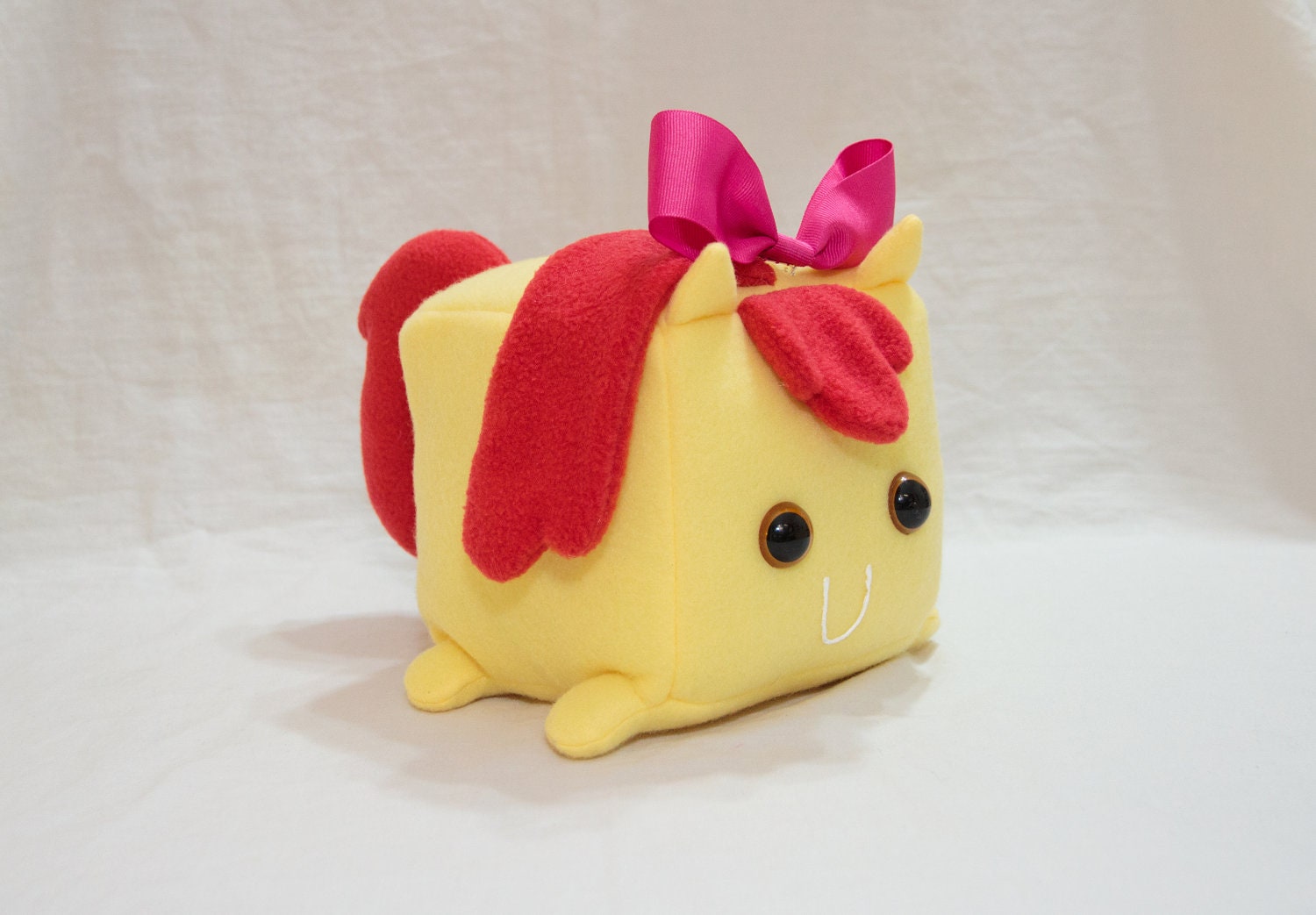 Apple Bloom Companion Cube Kucyk