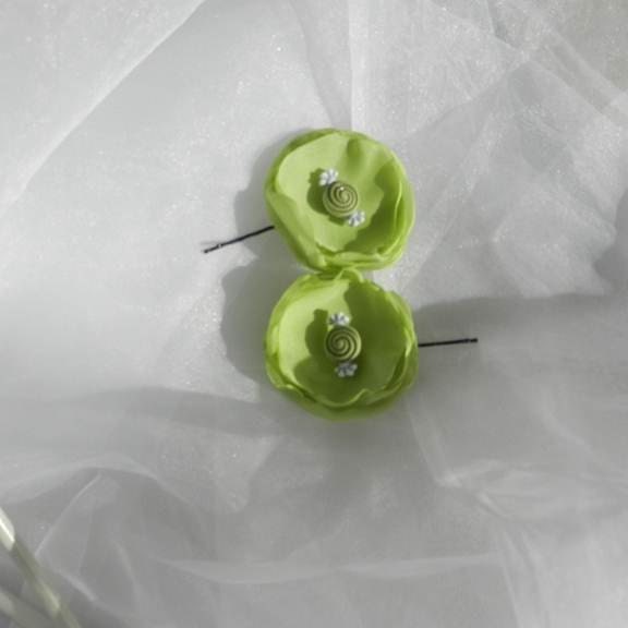 Lime Green Flower Candy Center Bobby Pin Set black friday cyber monday