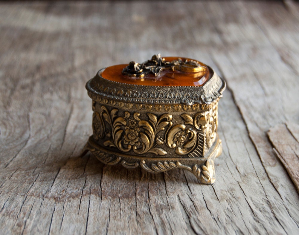Vintage Jewelry Box - Gold Heart with Flowers - Victorian