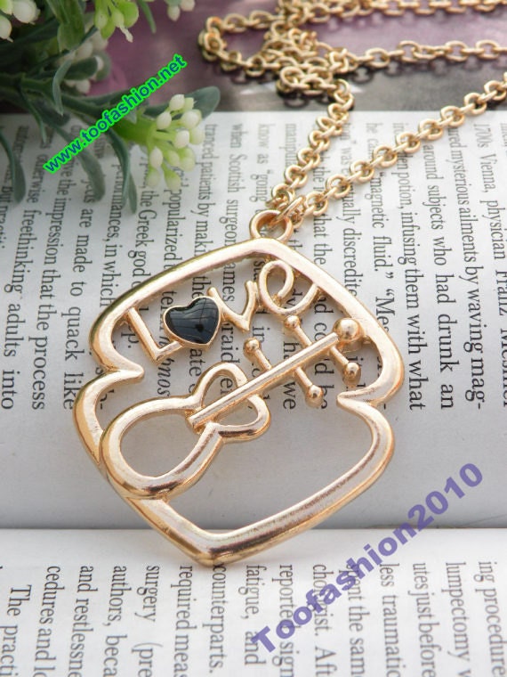 Pretty retro gold black heart love guitar necklace pendant punk style