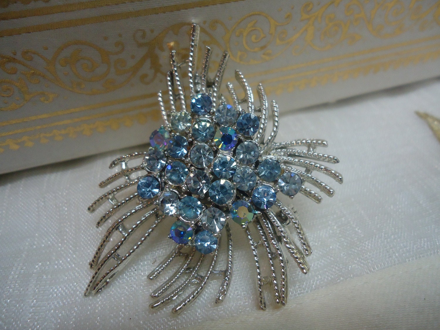 Coro Brooch