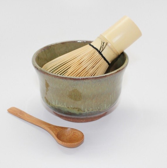 Matcha Tea Bowl with a Bamboo Whisk and Spoon by MountainMudBabies Matcha Tea Bowl with a Bamboo Whisk and Spoon by MountainMudBabies