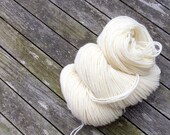 Jacob Wool, DK yarn , double knitting wool, british wool, cream wool, 100g