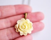 Ivory Flower Necklace, Rose Flower Pendant, Antique Brass Cream Flower Necklace, Bridesmaid Gift, Rustic, Vintage Wedding Champagne, Boho