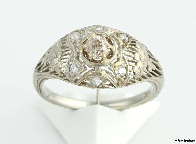 Vintage 18k Gold Filigree .27ct Diamond Engagement Ring
