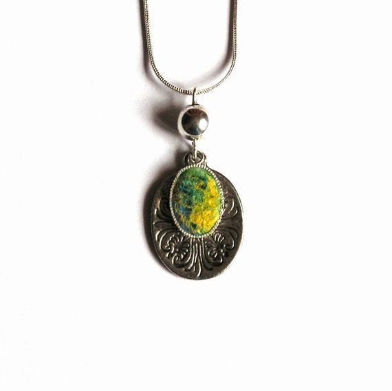Felt Pendant Necklace Lemon