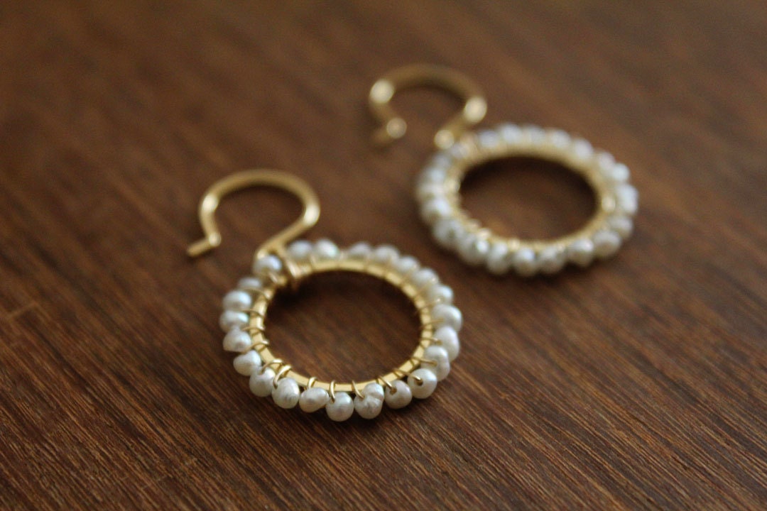 Freshwater Pearl Circle Earrings