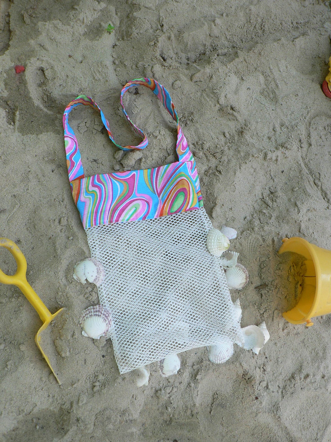 Girl or Boy Mesh Seashell Collecting Bag