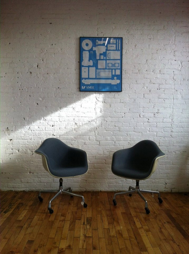 SALE SALE SALE mid century Modern Herman Miller Eames conference Lounge chairs