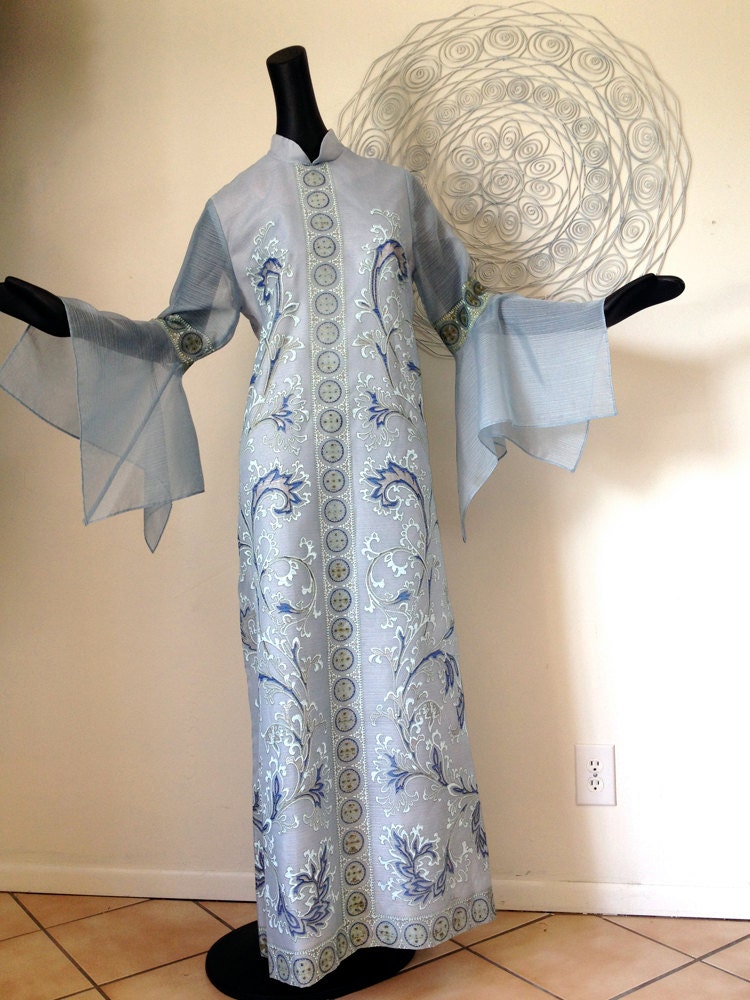 Vintage 60s 70s ALFRED SHAHEEN Maxi Dress Hippie Handkerchief Sleeve Maxi Dress Asian Mandarin Collar Screen Printed Blue Full Length Large
