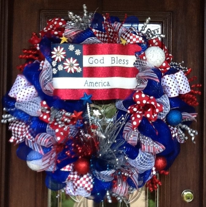 30" Deco Mesh GOD BLESS AMERICA Wreath