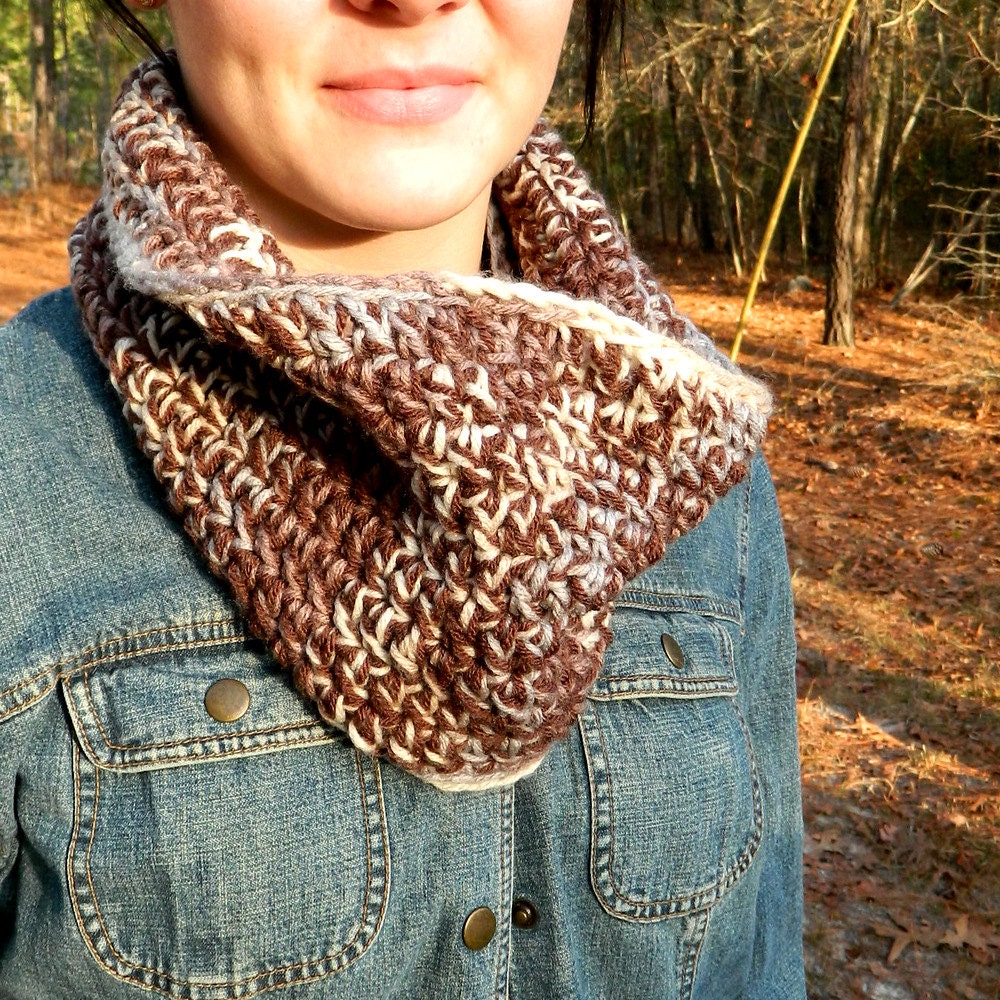Oversize Chunky Cowl / Crochet Scarf Brown and Oatmeal infinity scarf