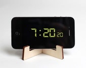 Flat Packable iPhone stand