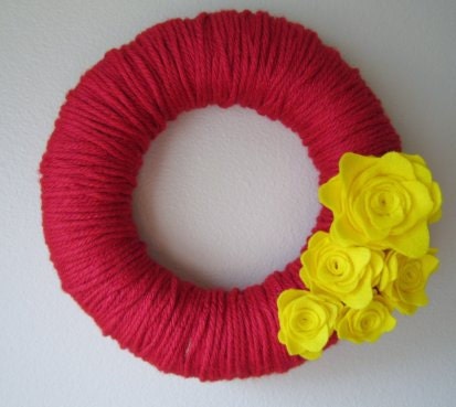 Yarn Wreath Handmade Felt Decoration-12 inch