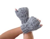 Owl figure grey  Wool Fingerless Gloves Armwarmers  Hand Knit Chic Winter Accessories Winter Fashion