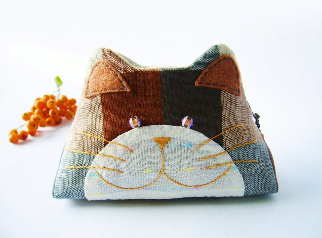 Cat purse / Cat zipper purse / Cat coin purse / Hand embroidery / Gift bag / Small bag zippered