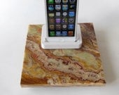 iPhone 5 Dock on a multicolor onyx 9