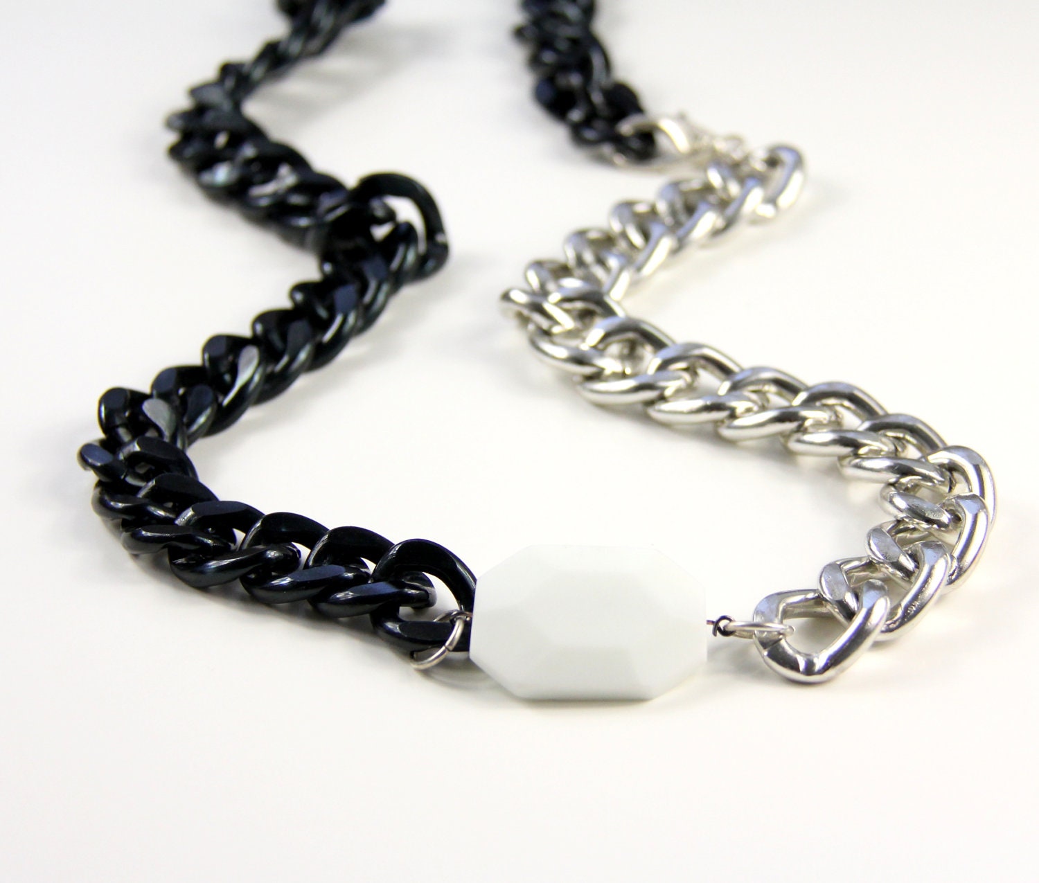 Large White Stone Chunky Chain Necklace Black Silver Chunky Chain Statement Necklace LE BLANC NOIR - CalypteCollection