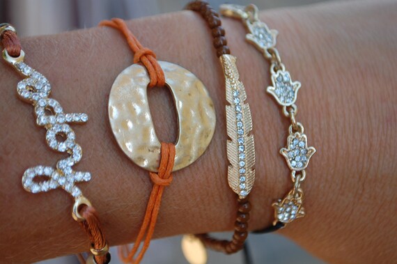 Cord Circle Design Bracelet