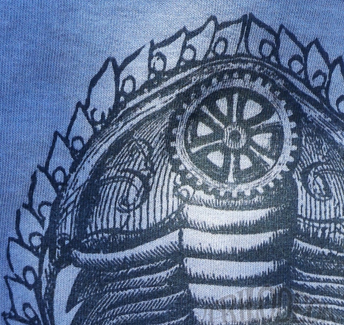 Trilobite Fossil T-Shirts- Mens Grey Tee Unique Steampunk Fossil Design Size S M L - Fantastic Earth Evolution Gear