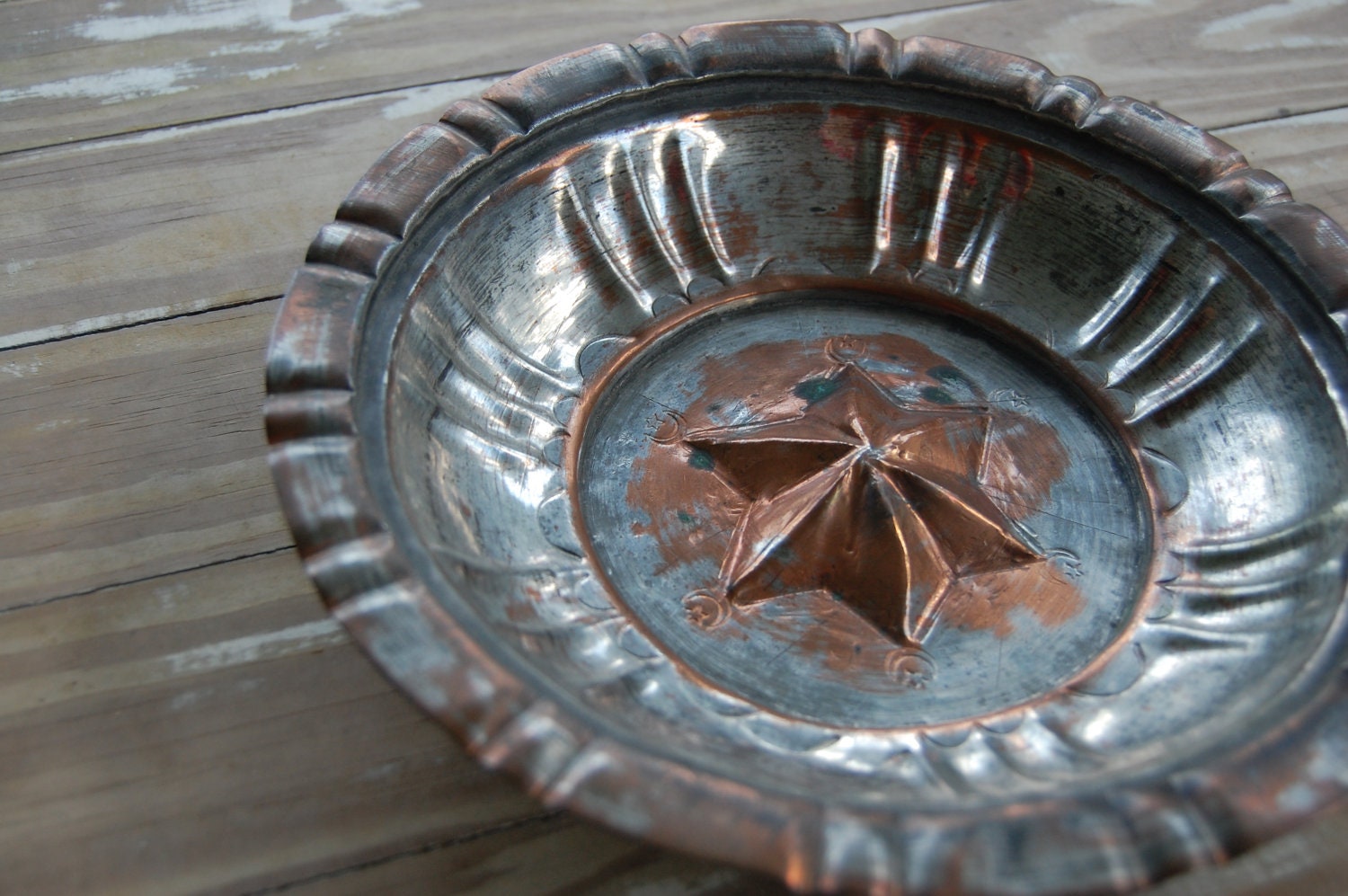 Vintage rustic copper metal hammered bowl - vintage -primitive moon and star
