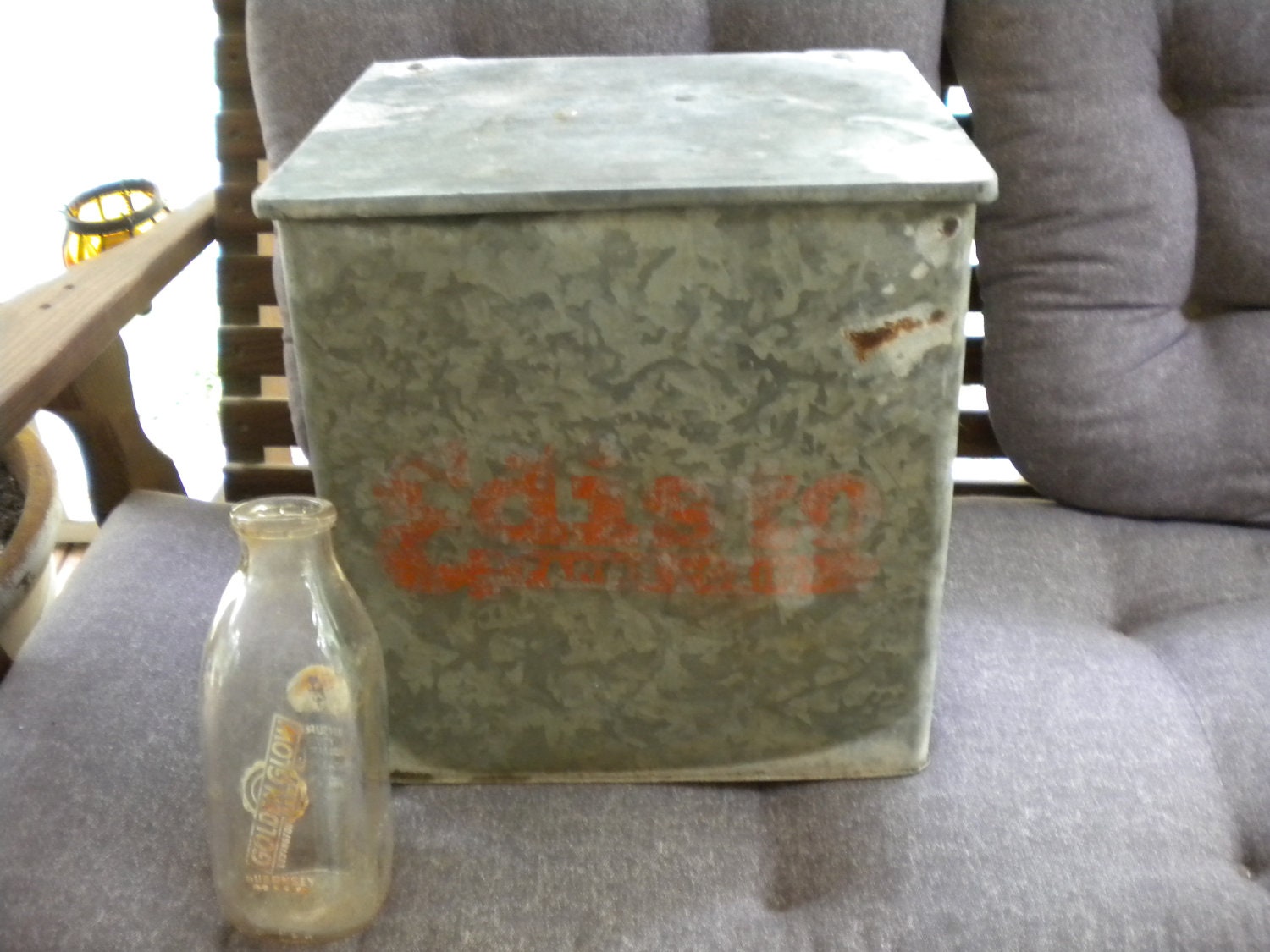 Vintage Galvanized Milk Cooler from Edisto Farms by HeathersWay