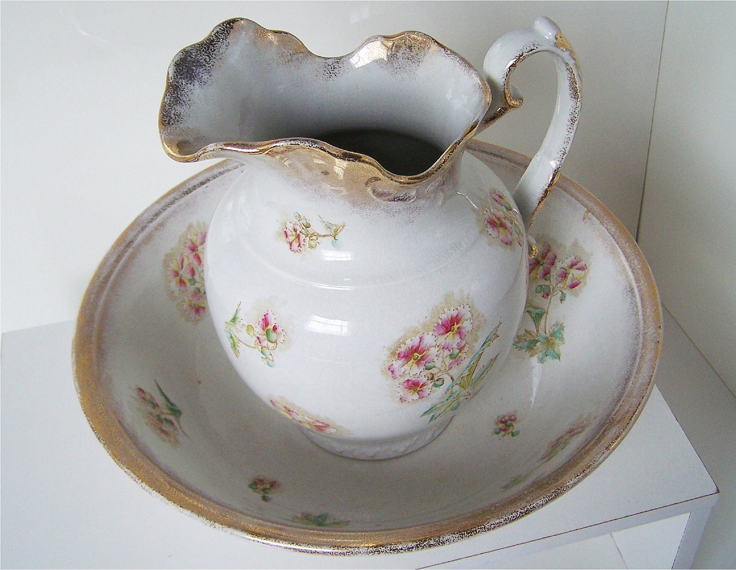 Items similar to Antique Pitcher and Wash Bowl Set, Alba China Edwin