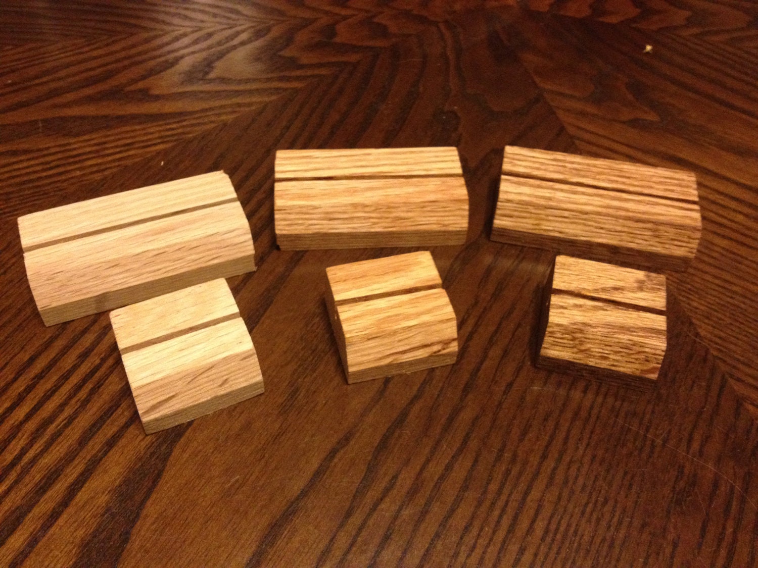 20 Solid Oak Table Card Holders