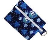 Hanukkah Coin Purse: Blue Winter Stars & Dreidels Wristlet