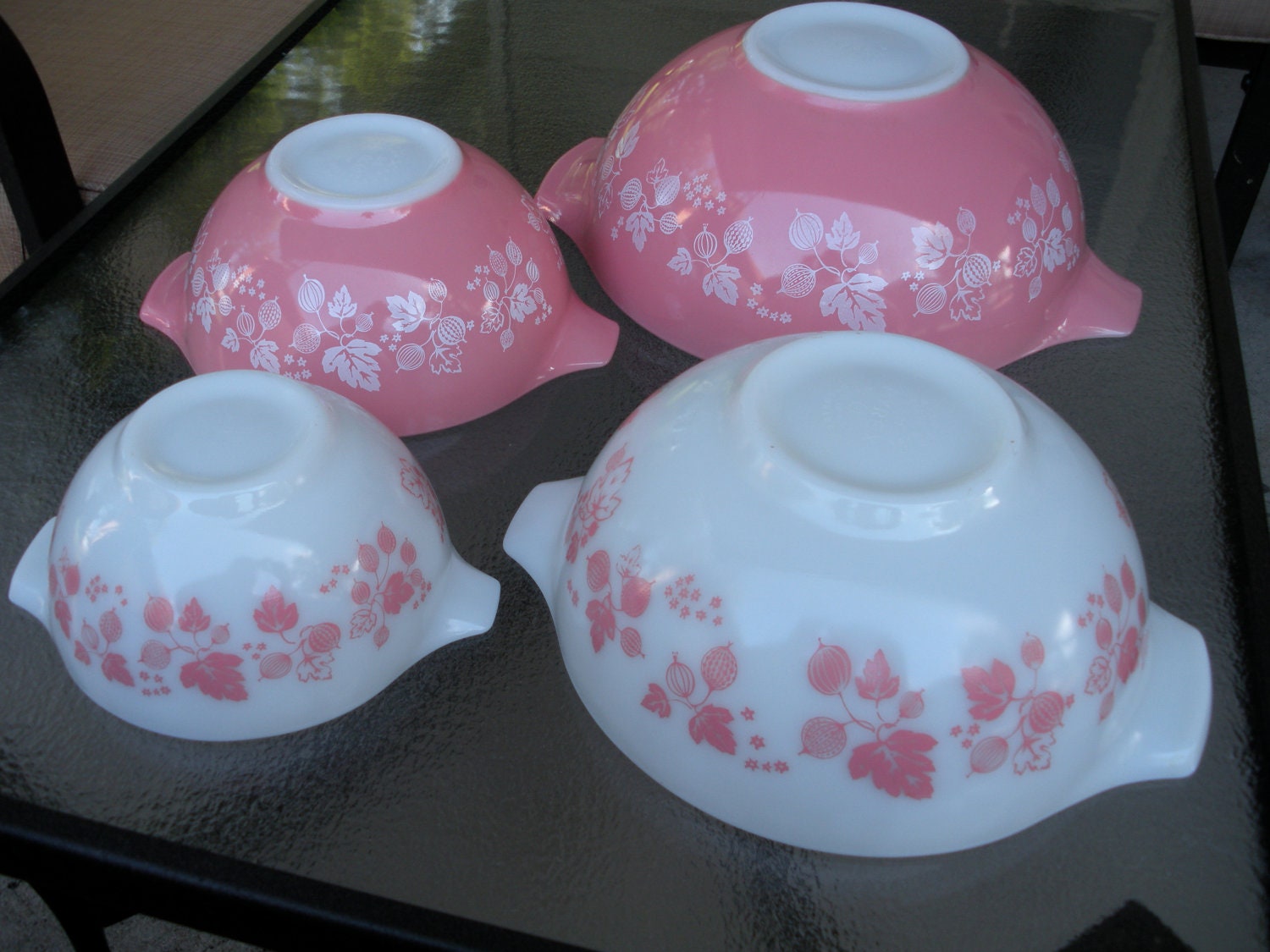 Vintage Pyrex Gooseberry Pink Cinderella Mixing Bowls COMPLETE SET Series 440
