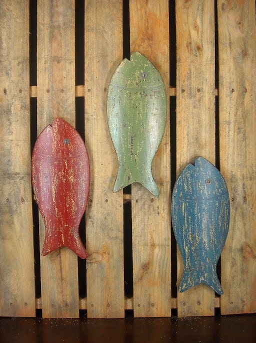 Broad River Blue Fish Distressed Wooden Wall Hanging / Wall Art / Cabin Art / Rustic Art