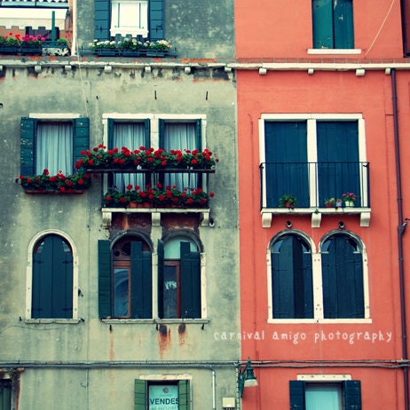 we blossom - 4x4, 5x5, 8x8 - fine art print, wall decor - travel photography, Europe, vivid, architecture, flowers, nature