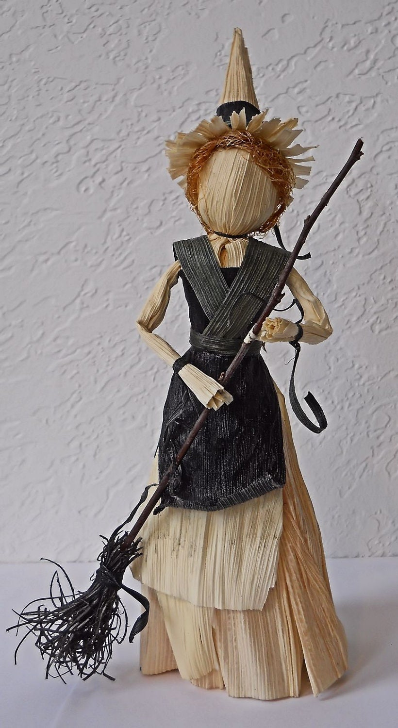 Kitchen Witch Corn Husk Doll with Broomstick Corn husk dolls, Corn