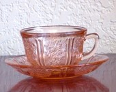 Vintage Pink Depression Glass Cups, Set of 6. Federal Glass Company Sharon or Cabbage Rose Pattern. Charming, Beautiful in Any Home