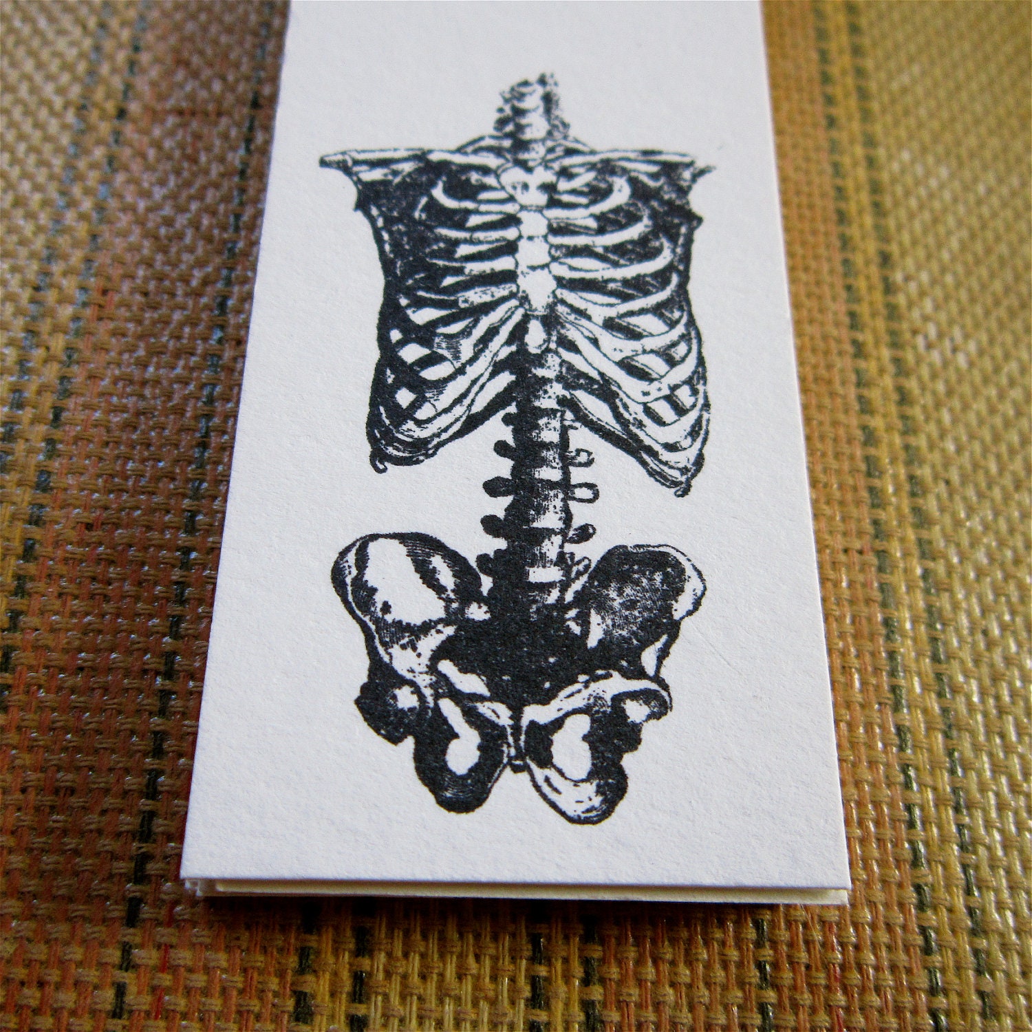 25 Skeleton Stamped Gift Tags