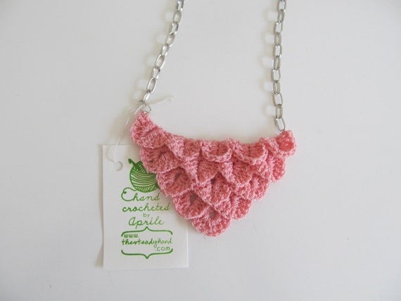 Pink Crocodile Stitch Necklace J21
