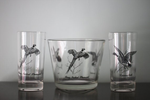 Vintage Barware Set Of Two Glasses And Glass Ice/ Snack Bowl DUCK HUNTER