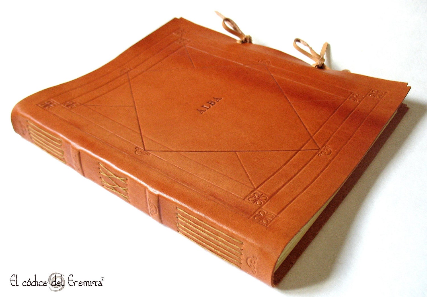 Custom Handmade Leather Photo Album, Wedding Guest Book, Wedding Album, New Born Photo Album. Large. MEMORIALIS.