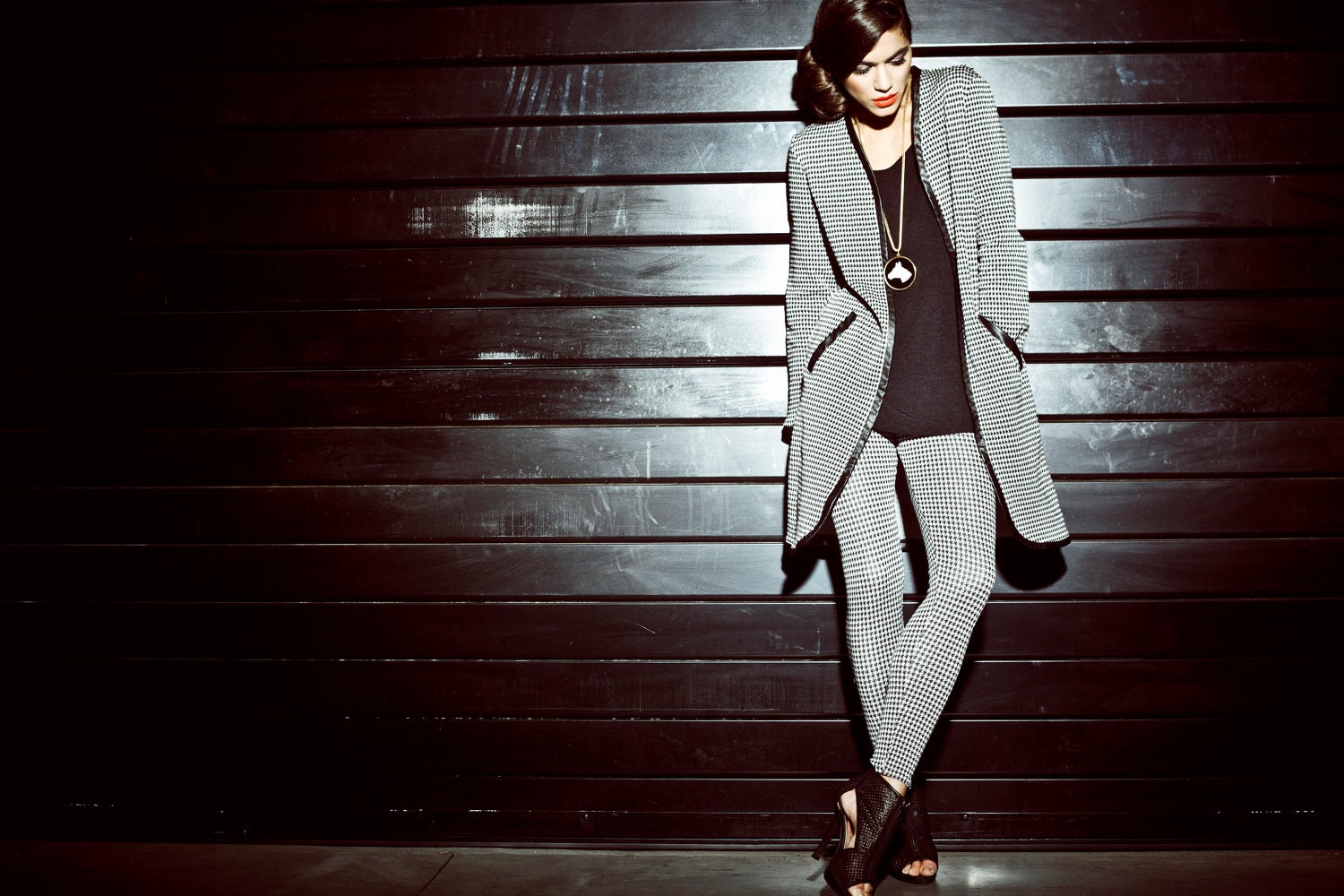 Twiggy Jacket - Pepita Jersey Jacket - Strait Cut 60s Inspired Jacket - Retro Black and White Jacket