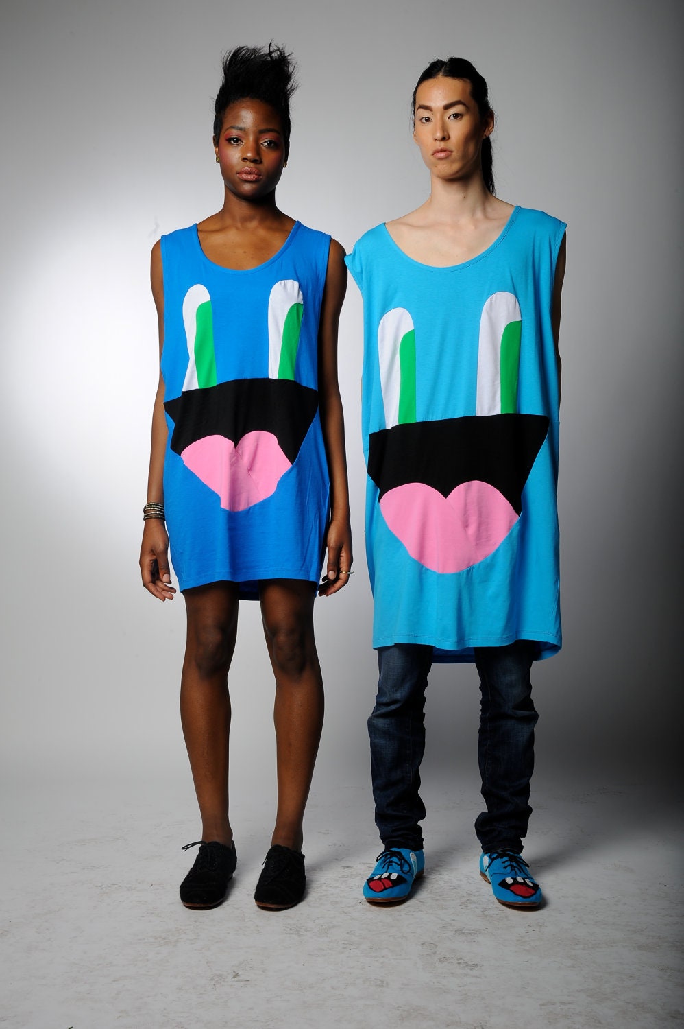 Empathetic Eyes Unisex 5XL tank top, blue
