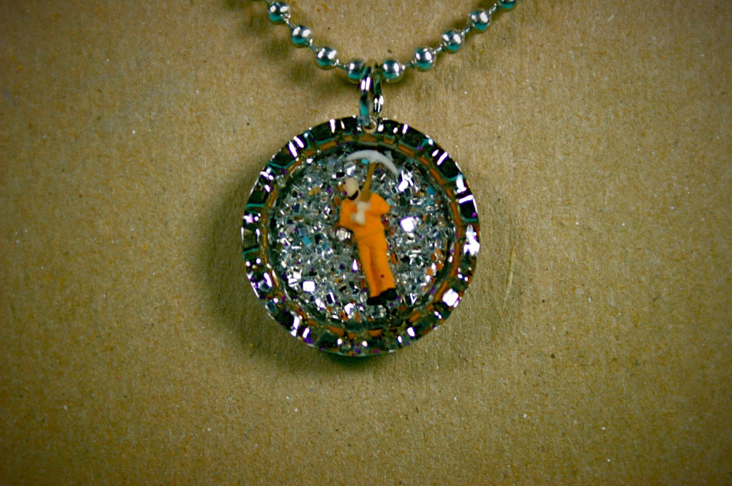 Digging Prisoner Boyfriend Necklace with Silver Glitter Backdrop